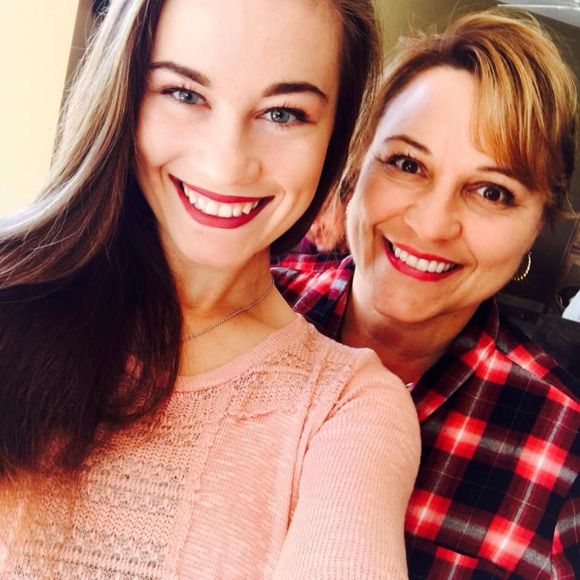 Meet your Posher, Stacey - Picture 1 of 1